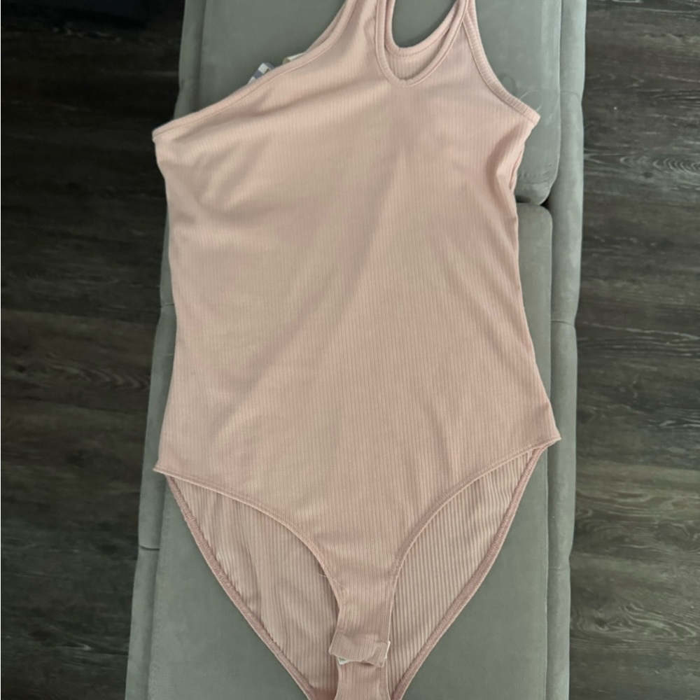 Peach off the Shoulder Bodysuit